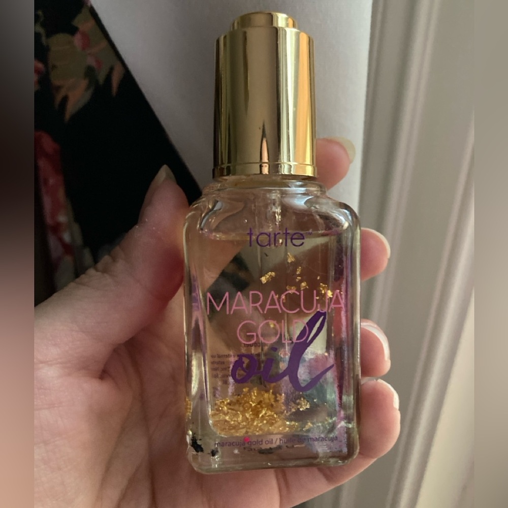 ✨BN Tarte Cosmetics Full-Sized Limited Edition Maracuja Gold Oil ✨